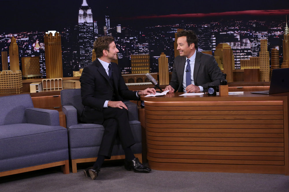 Bradley Cooper Leaves with Jimmy Mid-Interview to Check if He’s Wearing a Repeat Suit