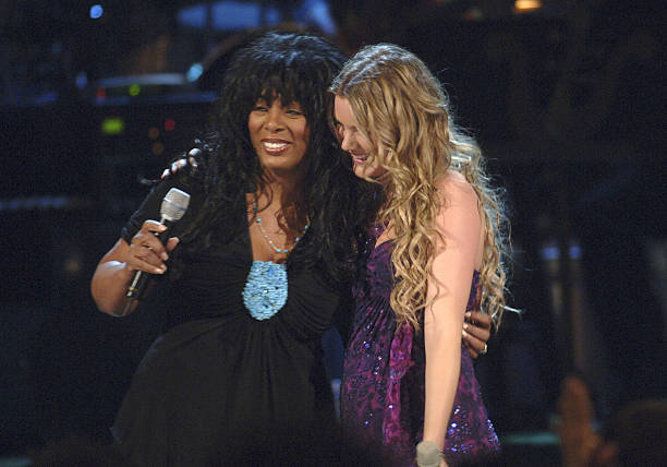 Donna Summer & Joss Stone VH1 Save The Music 2005 Try A Little Tenderness