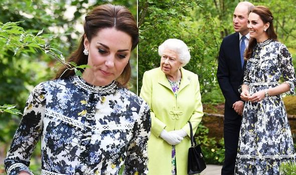 Queen Elizabeth Joins Prince William & Duchess Kate At Chelsea Flower Show 2019!