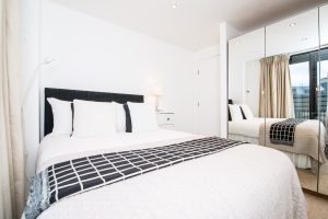 Modern & Spacious Two Bedroom In Kensington